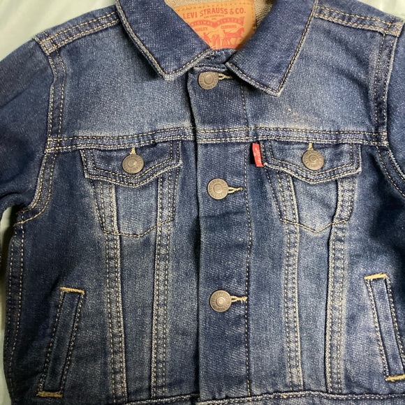 [NWOT] LEVIS | Trucker denim jacket for kids! - Picture 4 of 7